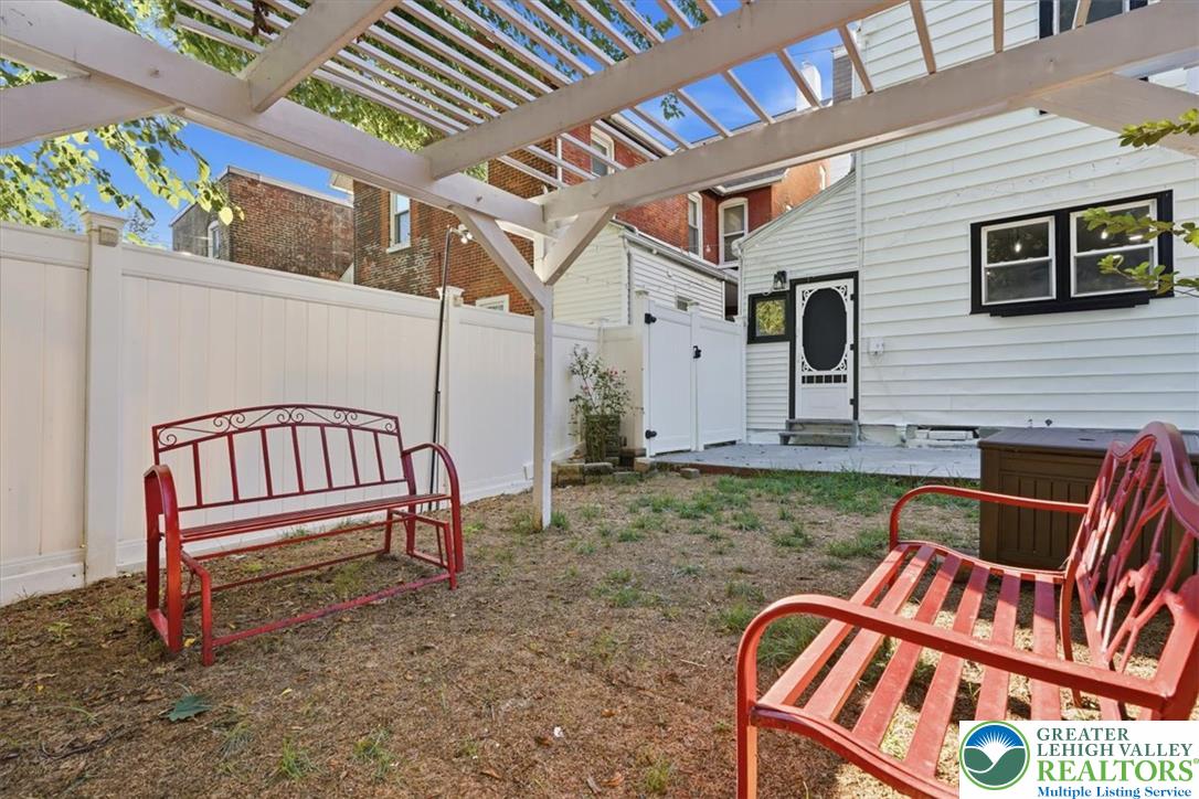 709 Ferry Street Property Photo 26