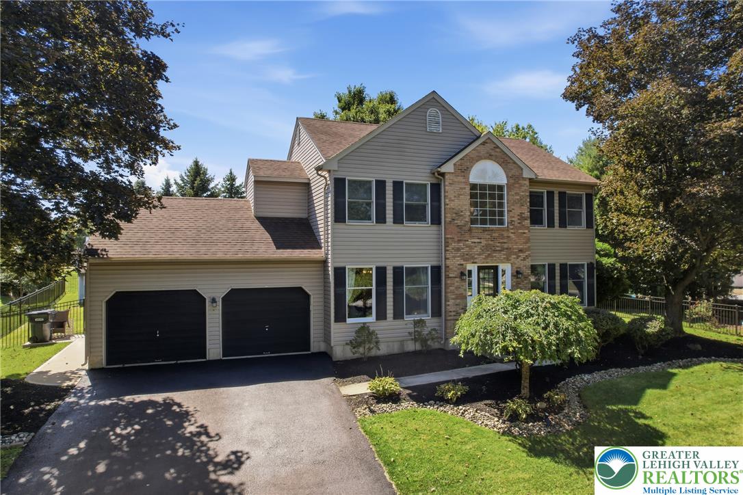 4661 Hampshire Drive Property Photo 1