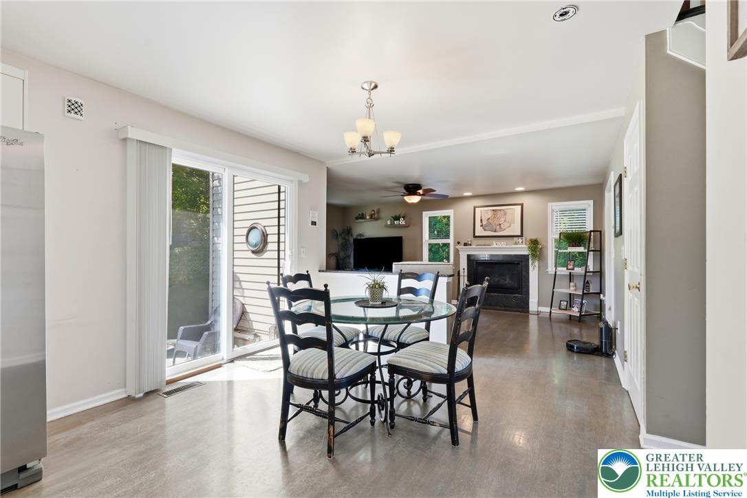 4661 Hampshire Drive Property Photo 16
