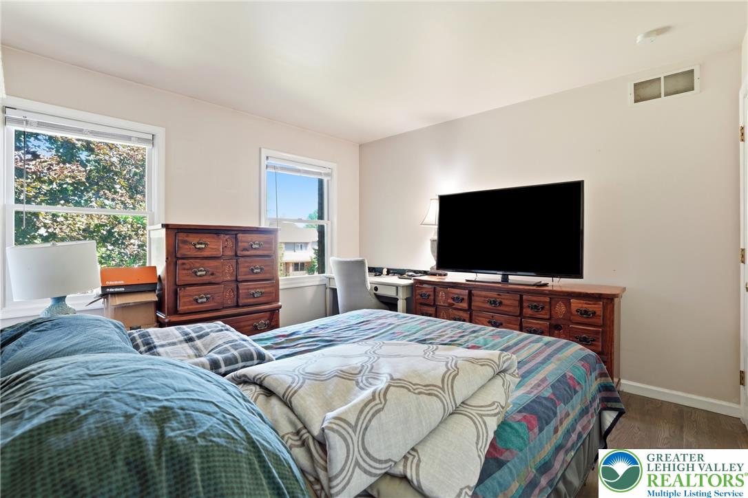 4661 Hampshire Drive Property Photo 41