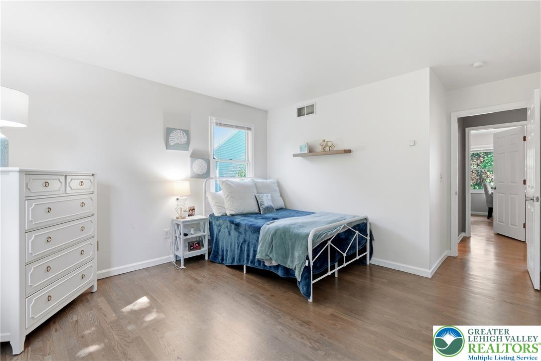 4661 Hampshire Drive Property Photo 45