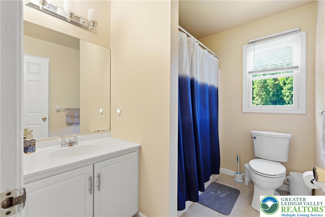 4661 Hampshire Drive Property Photo 46
