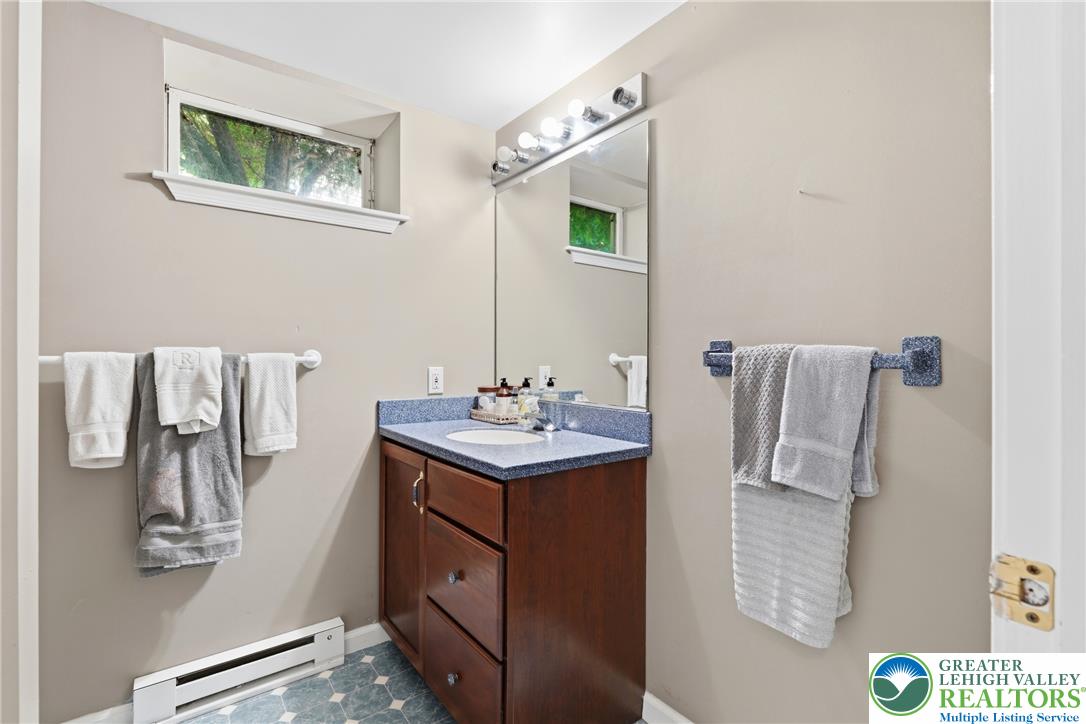 4661 Hampshire Drive Property Photo 49