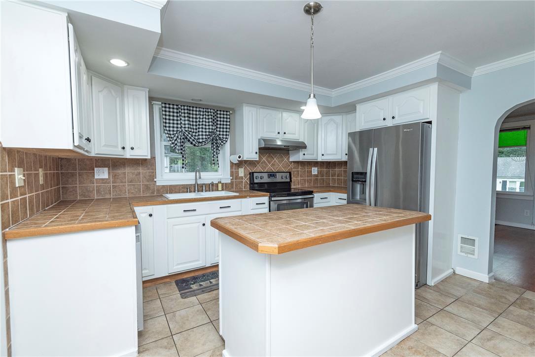 280 Oak Road Property Photo 14
