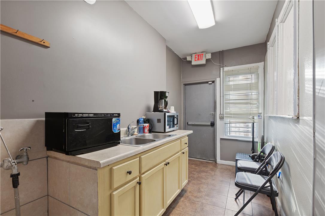 520 7th Street Property Photo 11