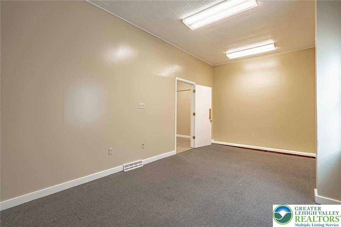 135 North 5th Street Property Photo 18