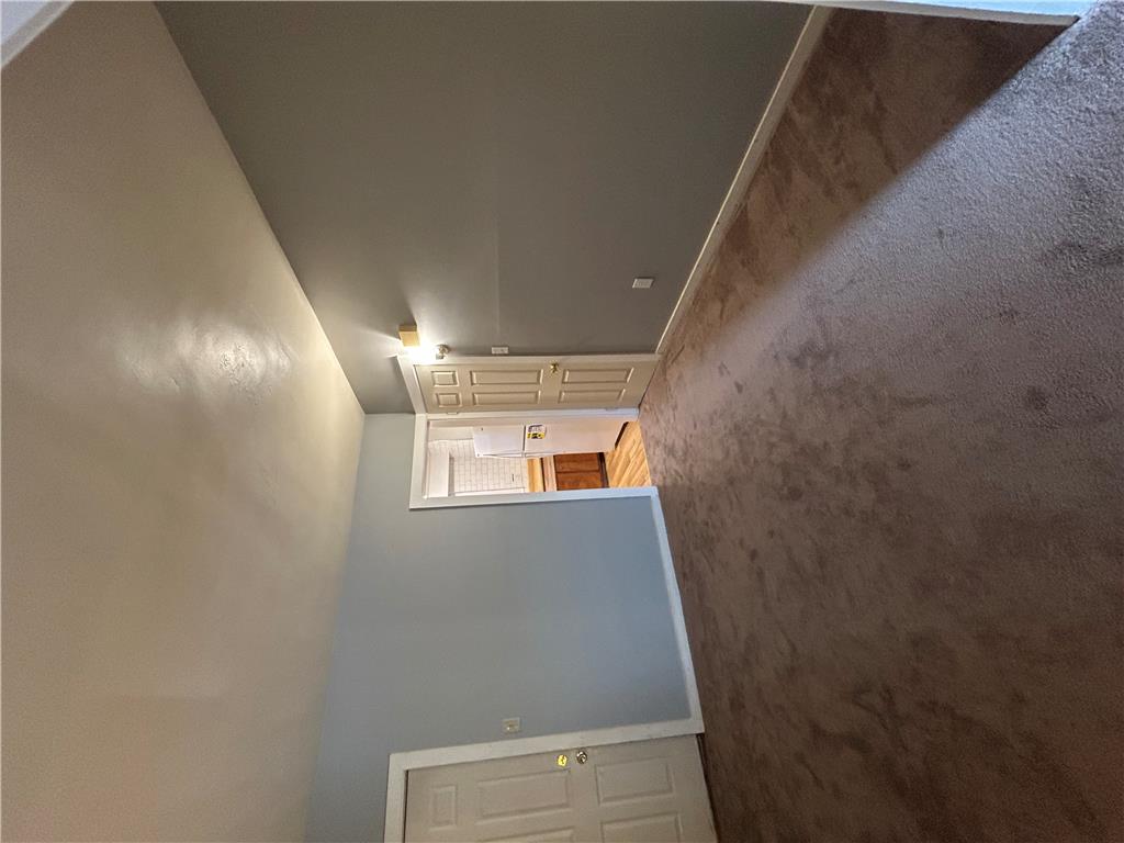429 Maple Street Property Photo 4