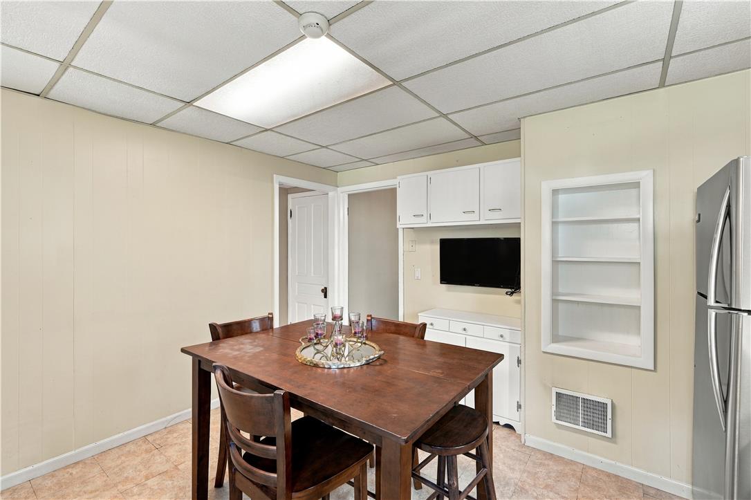 810 High Street Property Photo 26
