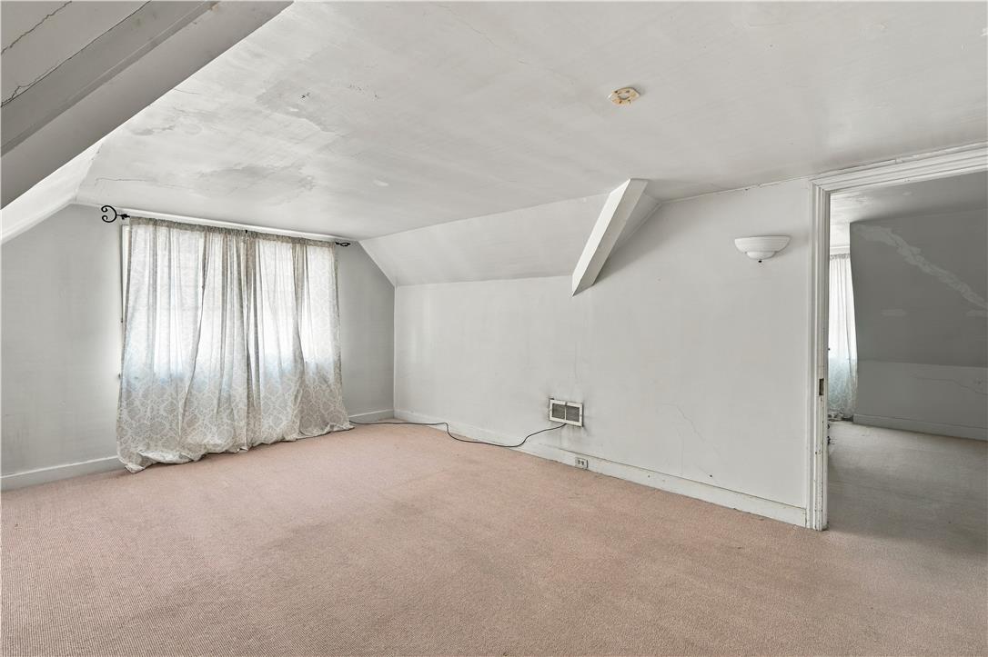 810 High Street Property Photo 38