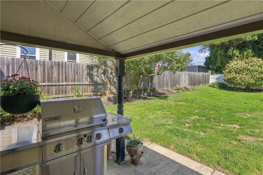810 High Street Property Photo 40
