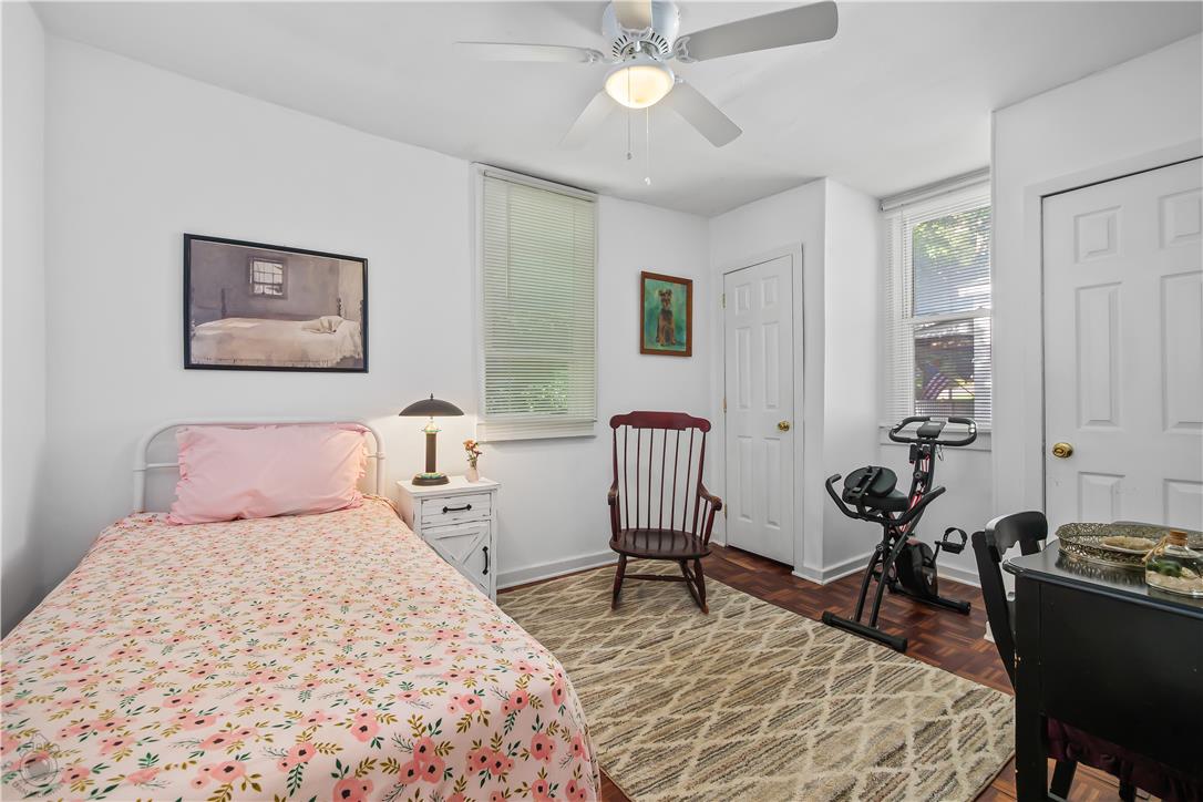 2355 Pennsylvania Avenue Property Photo 8