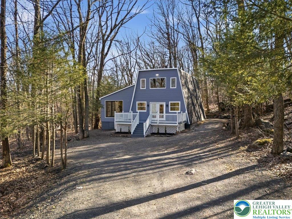 3257 Trafalgar Avenue Property Photo 1