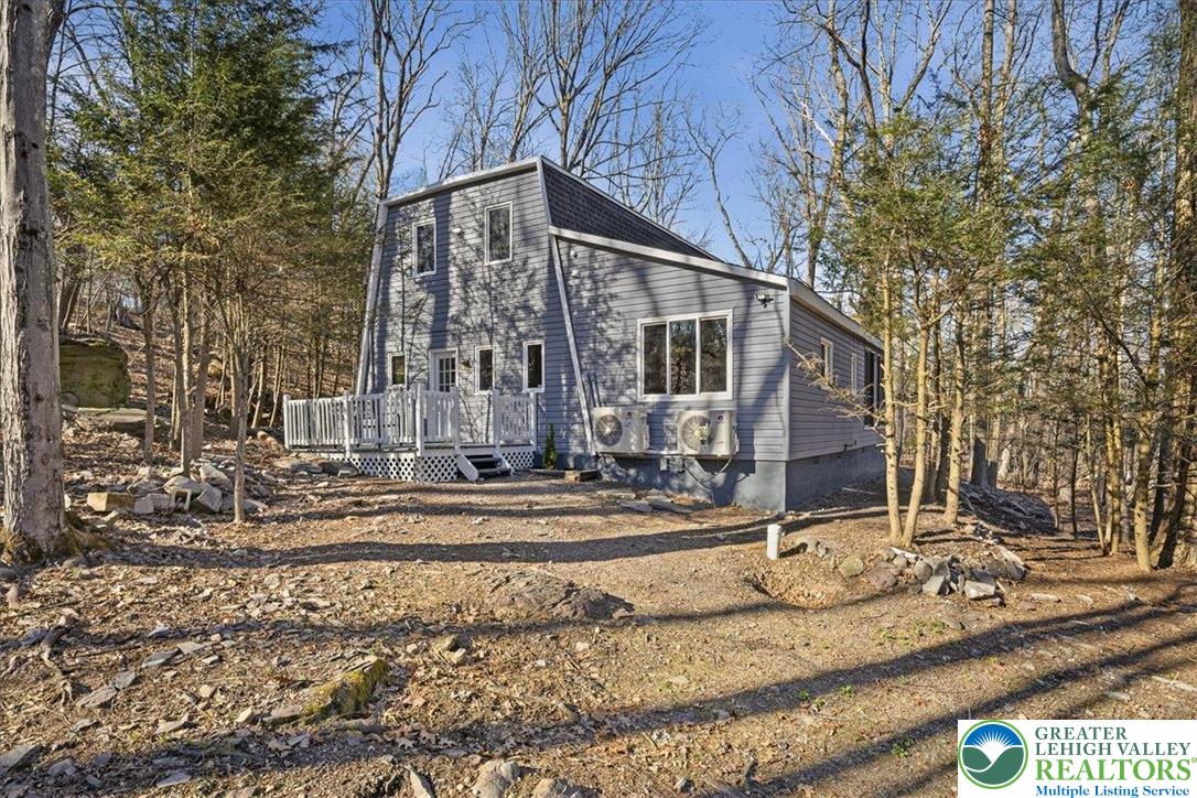 3257 Trafalgar Avenue Property Photo 28