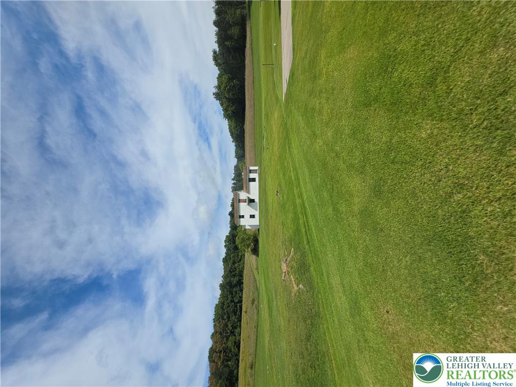 1058 Upper Nis Hollow Drive Property Photo 41