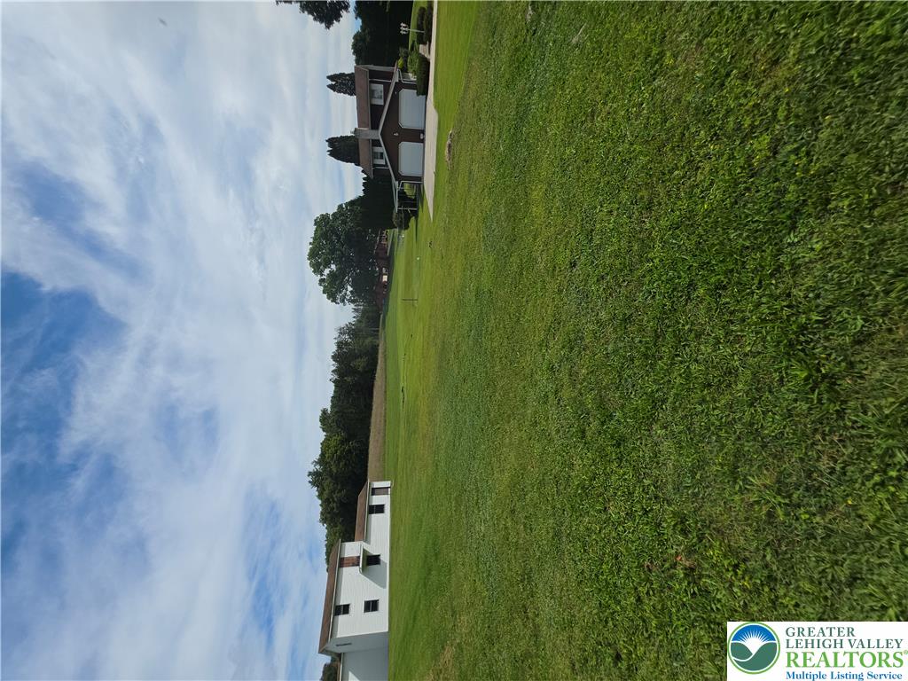 1058 Upper Nis Hollow Drive Property Photo 42