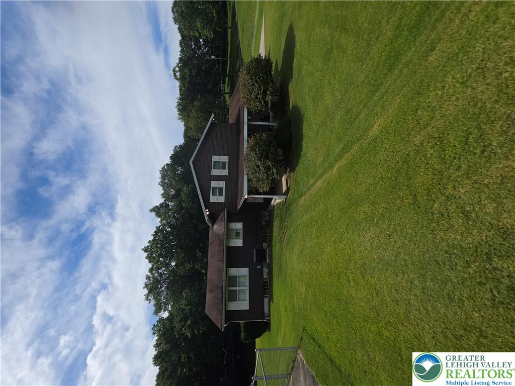 1058 Upper Nis Hollow Drive Property Photo 47