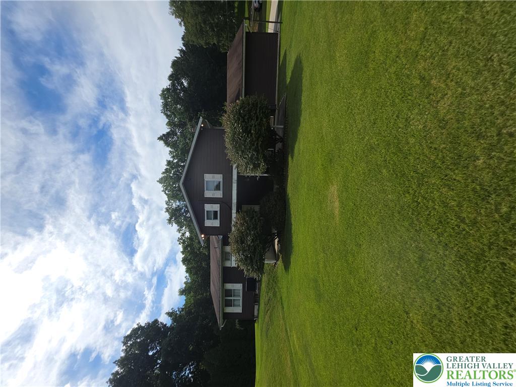 1058 Upper Nis Hollow Drive Property Photo 48