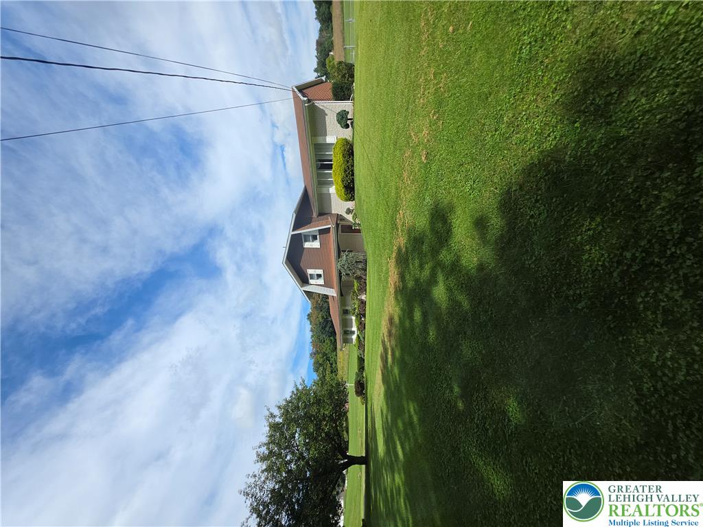1058 Upper Nis Hollow Drive Property Photo 59
