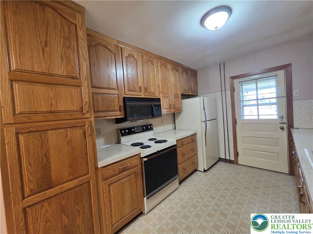 2135 Princeton Avenue Property Photo 8