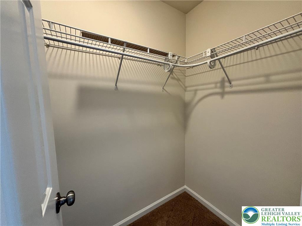 1537 Cambridge Drive Property Photo 14
