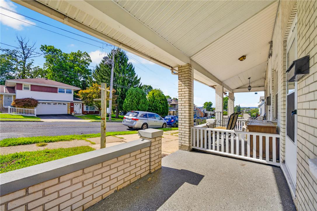 205 North Irving Street Property Photo 8