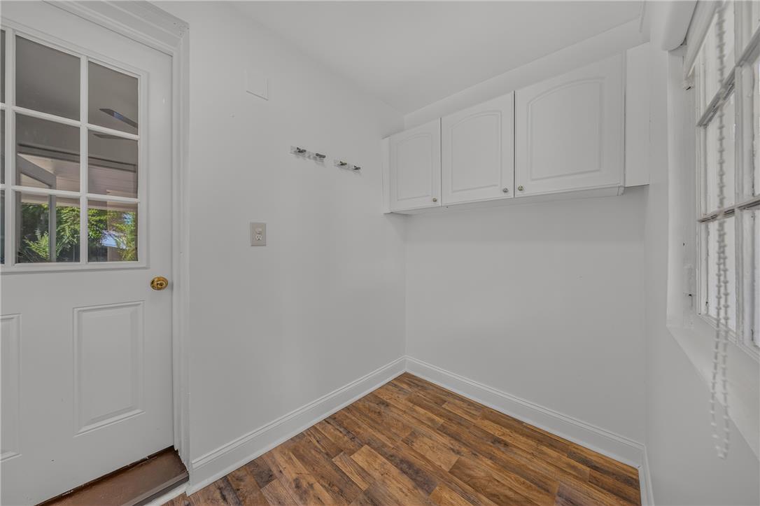 205 North Irving Street Property Photo 25