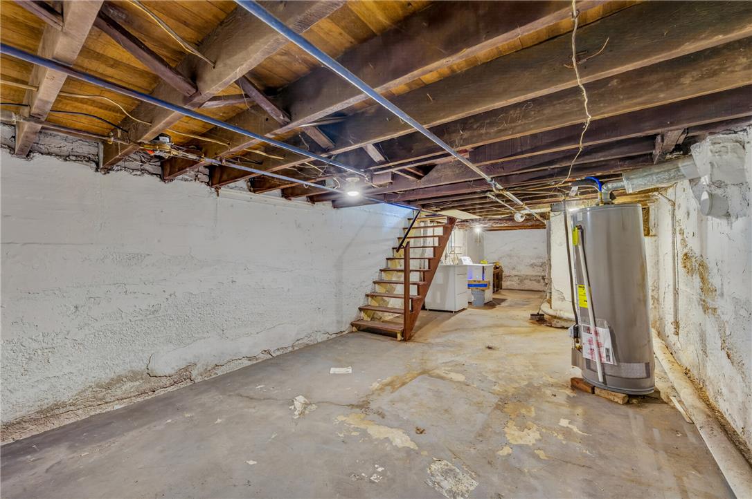 205 North Irving Street Property Photo 44