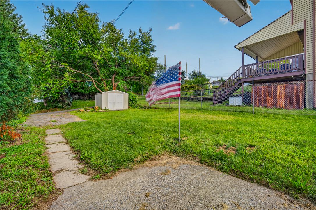 205 North Irving Street Property Photo 46