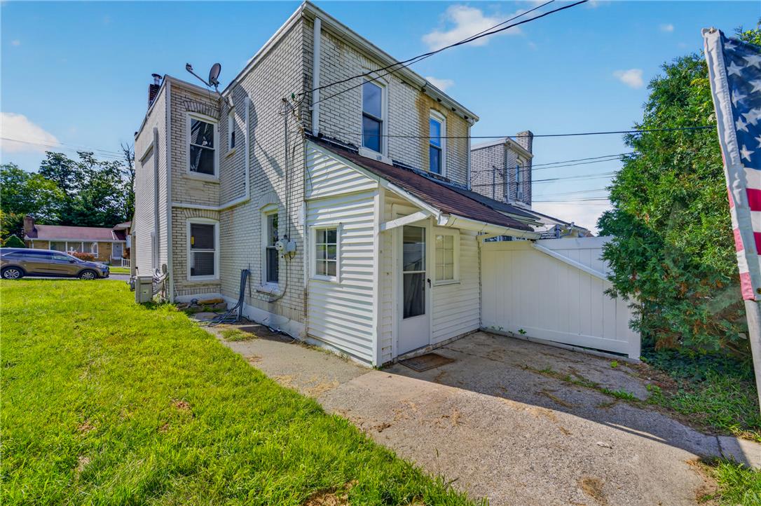205 North Irving Street Property Photo 48