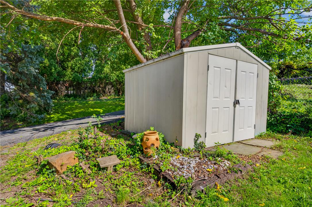 205 North Irving Street Property Photo 50