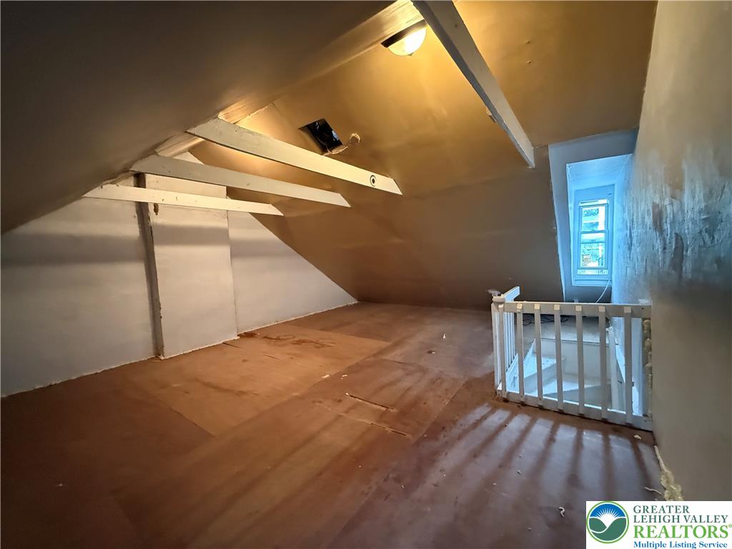832 Chestnut Street Property Photo 12