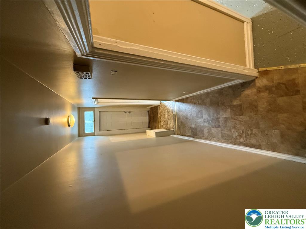 832 Chestnut Street Property Photo 13