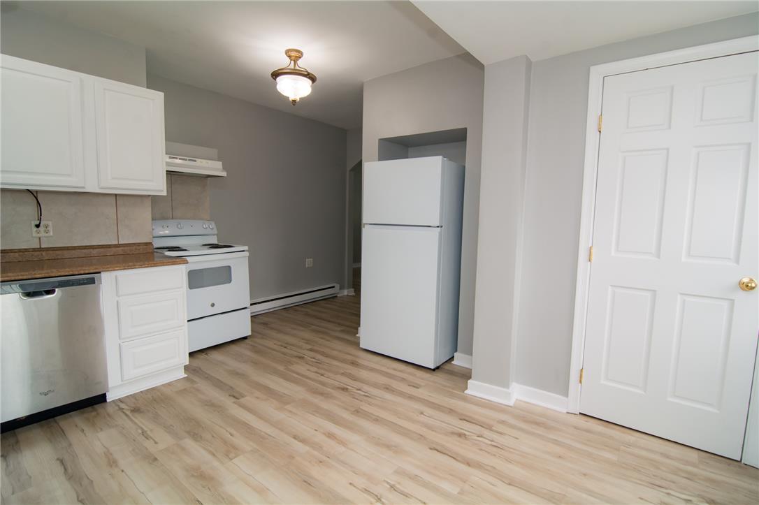 215 Franklin Street Property Photo 5