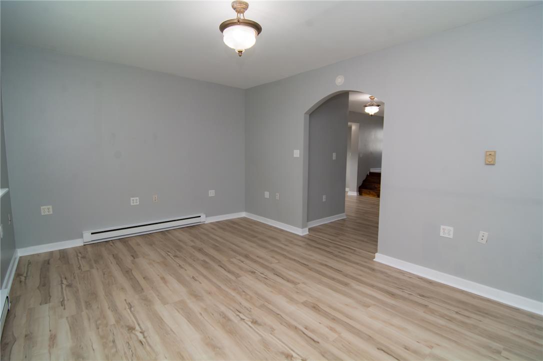 215 Franklin Street Property Photo 11