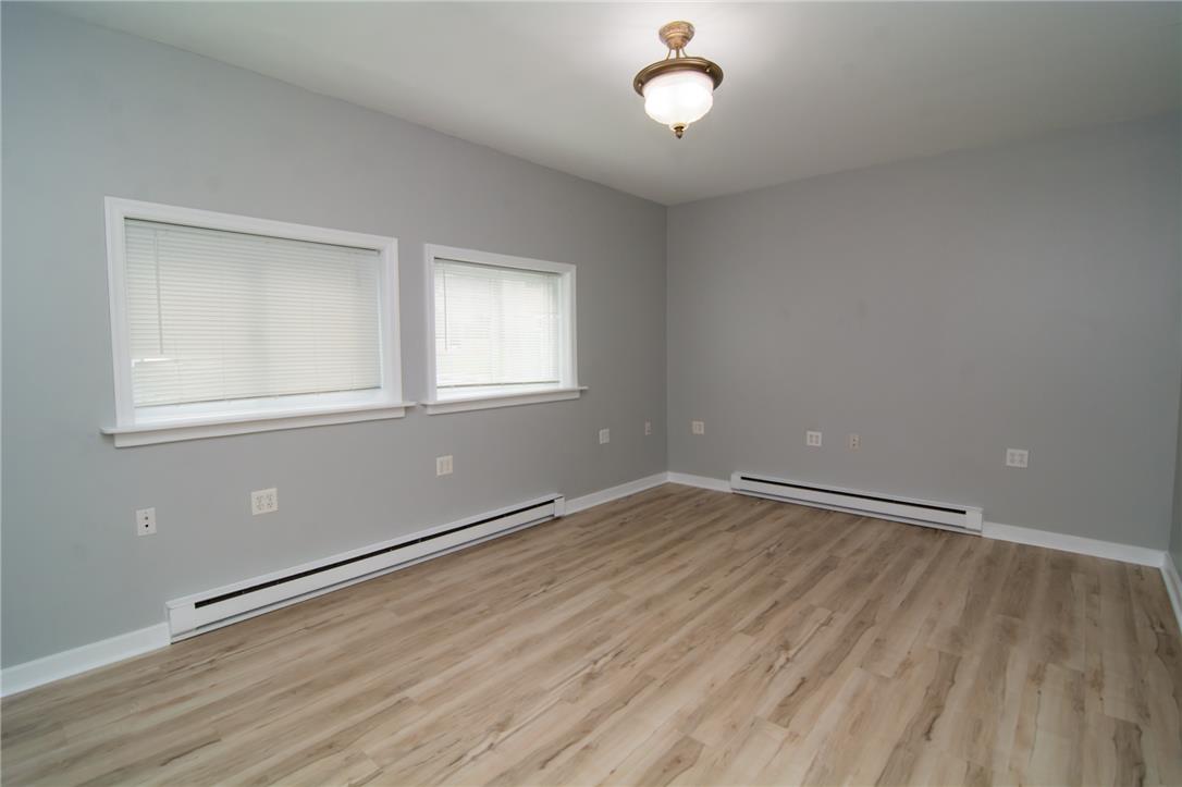 215 Franklin Street Property Photo 12