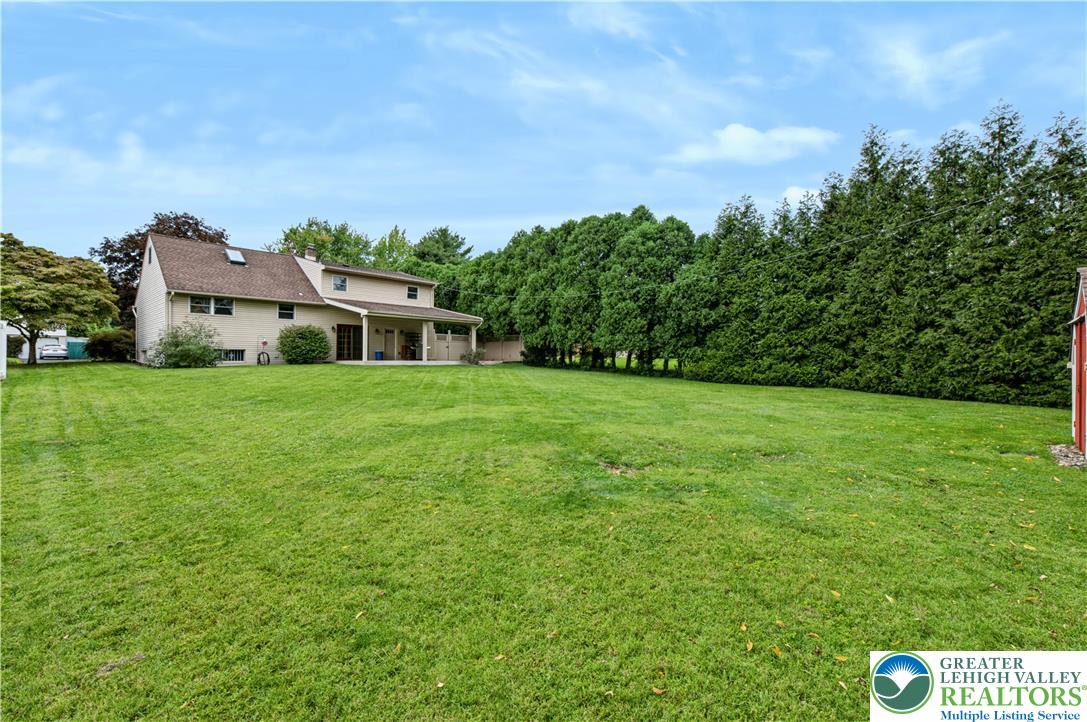 2750 Belaire Road Property Photo 4