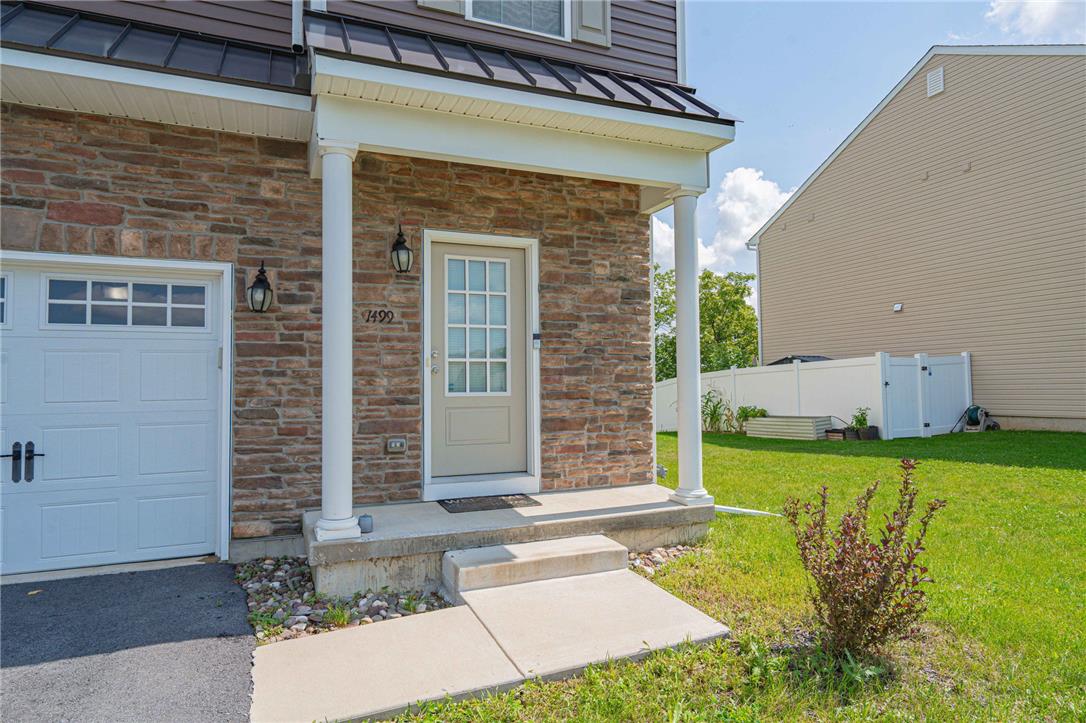 1499 Black Forest Drive Property Photo 3