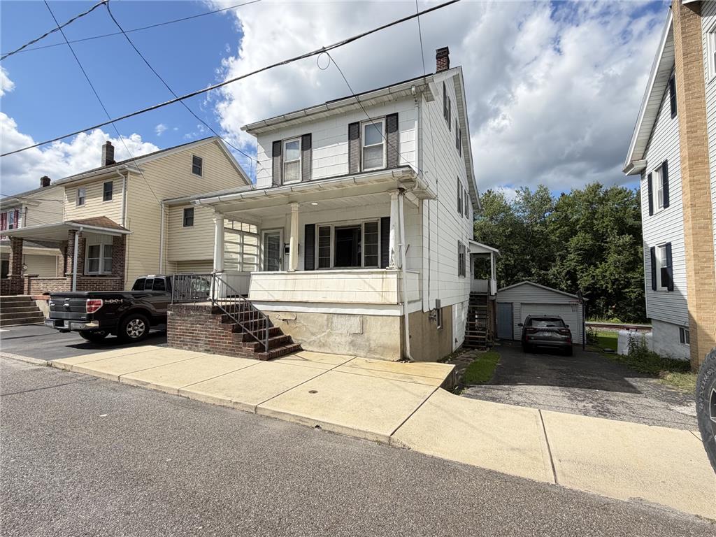 46 East Mill Street Property Photo 3