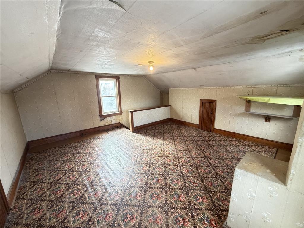 46 East Mill Street Property Photo 38