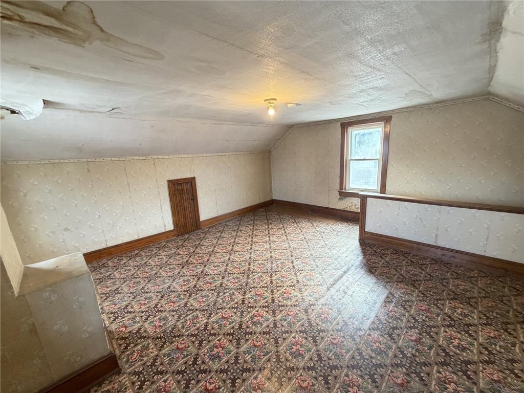 46 East Mill Street Property Photo 41
