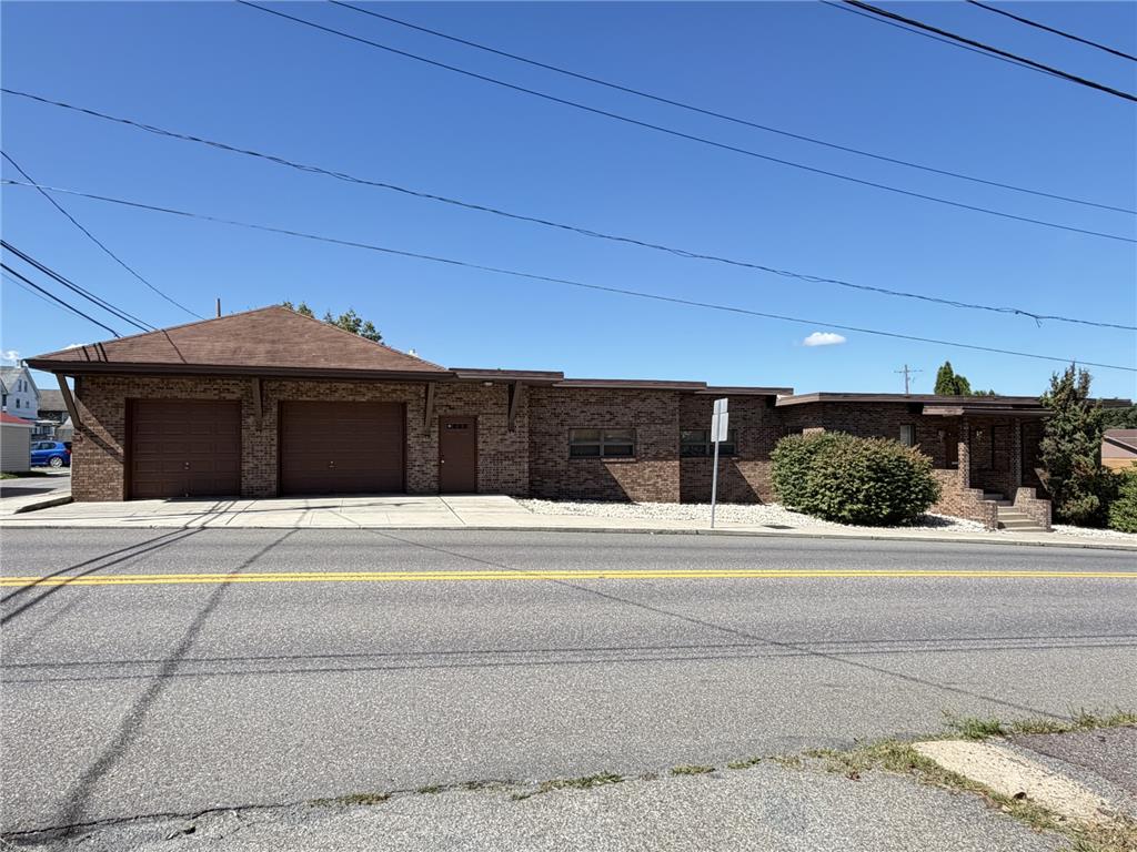 350 North Pine Street Property Photo 3