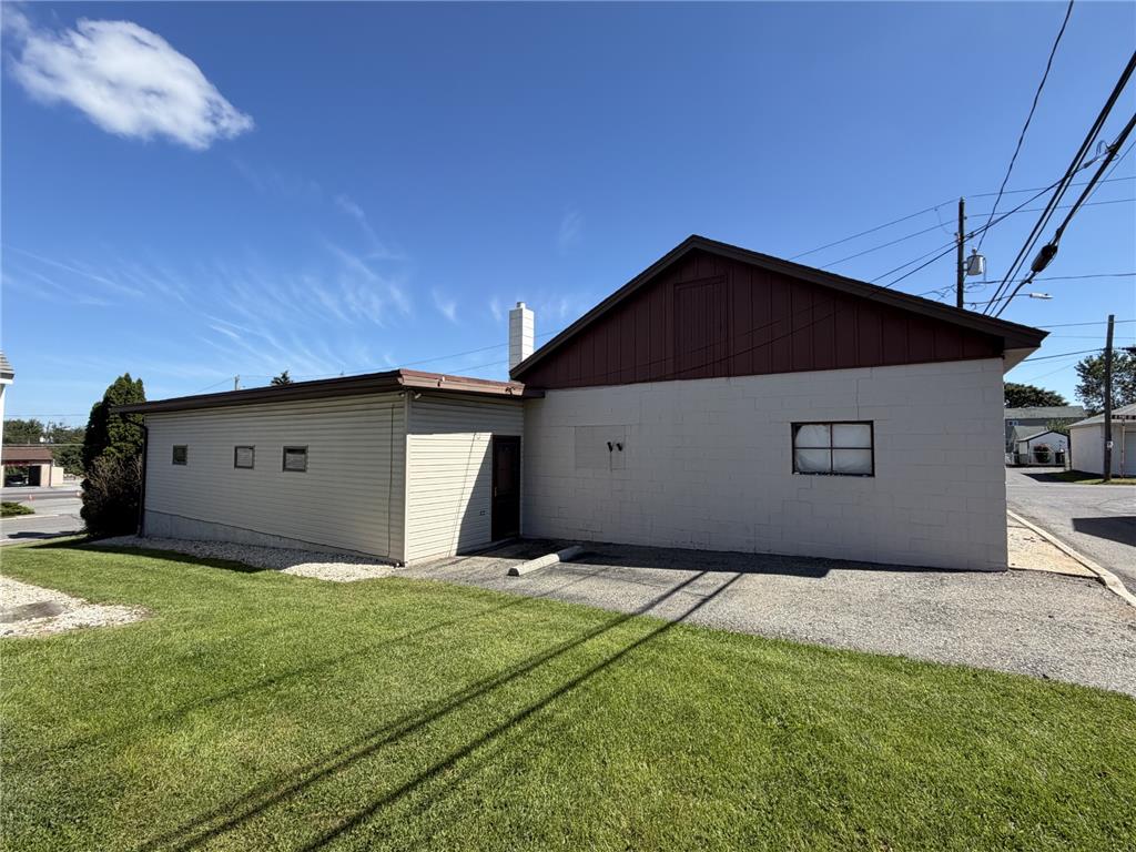 350 North Pine Street Property Photo 6