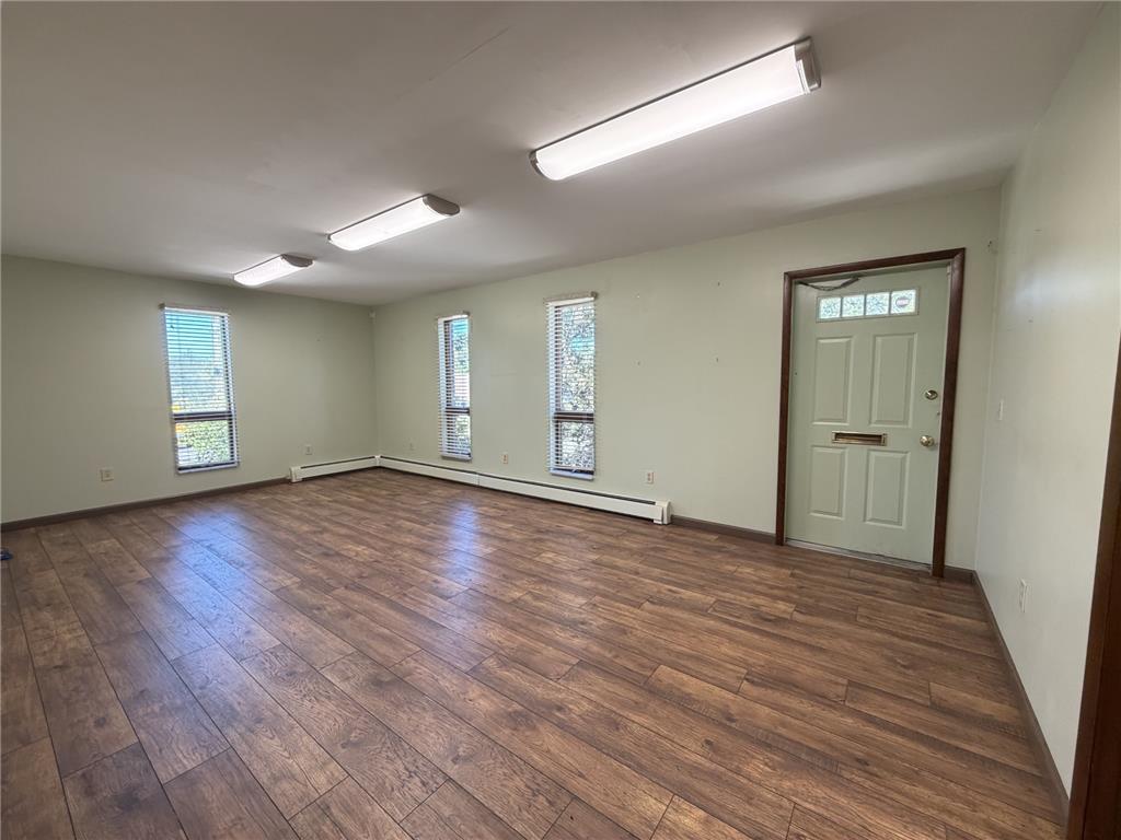 350 North Pine Street Property Photo 9