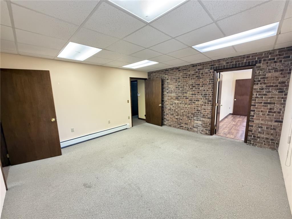 350 North Pine Street Property Photo 13