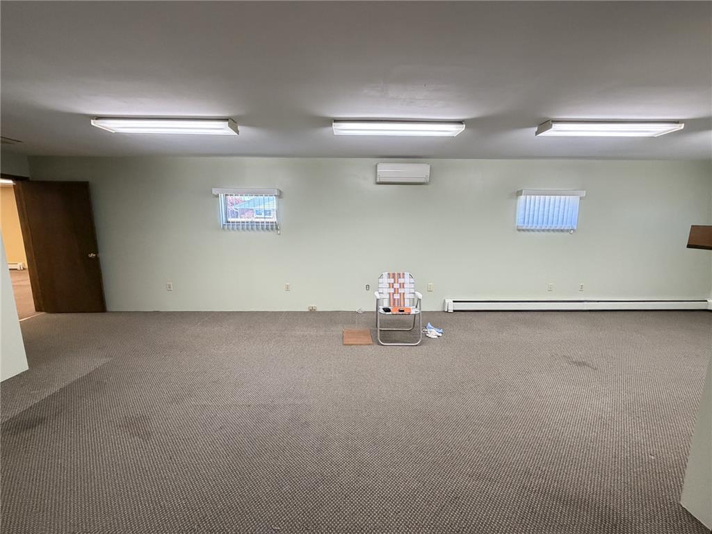 350 North Pine Street Property Photo 20