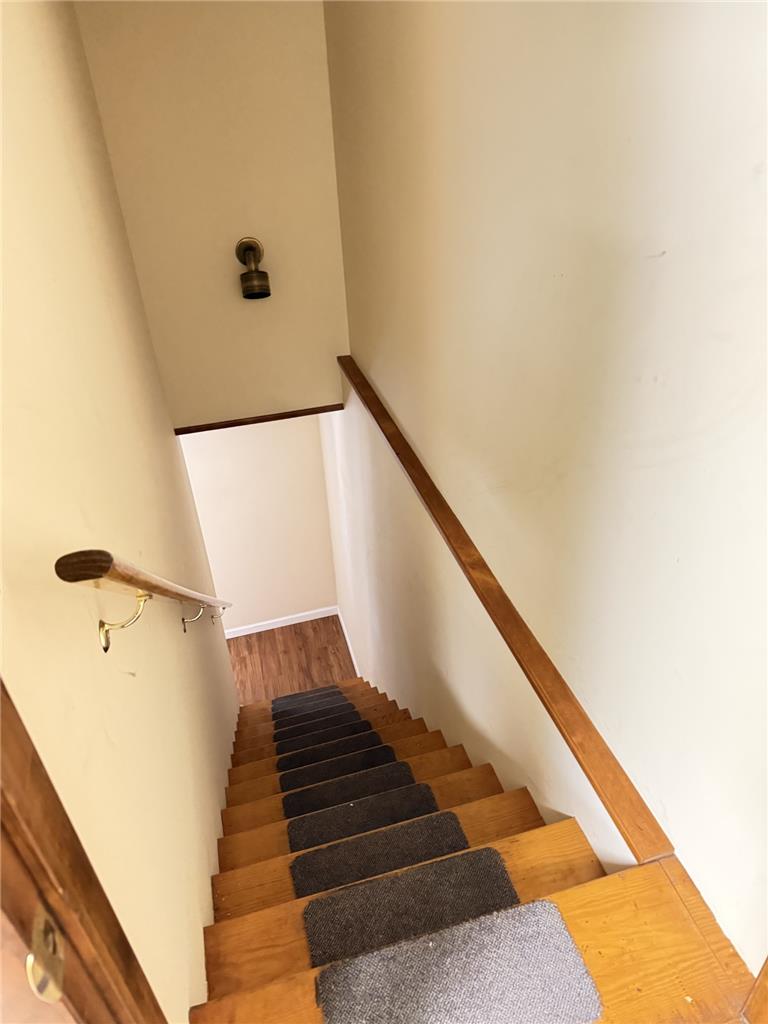 350 North Pine Street Property Photo 22