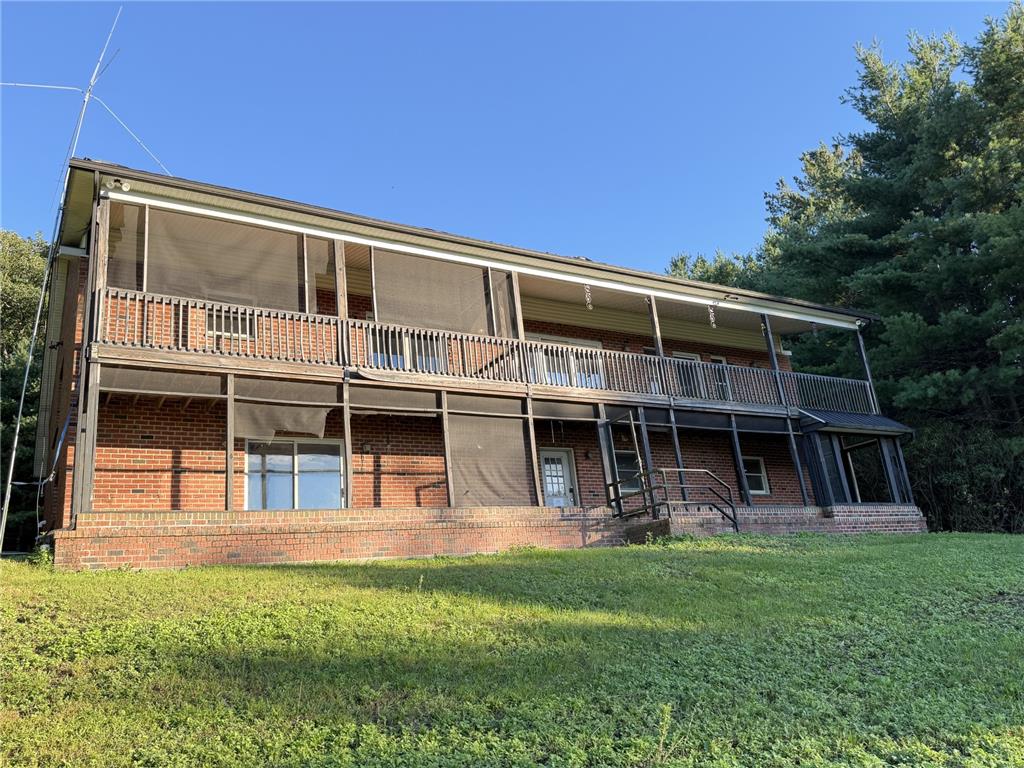 189 Turkey Ridge Drive Property Photo 6