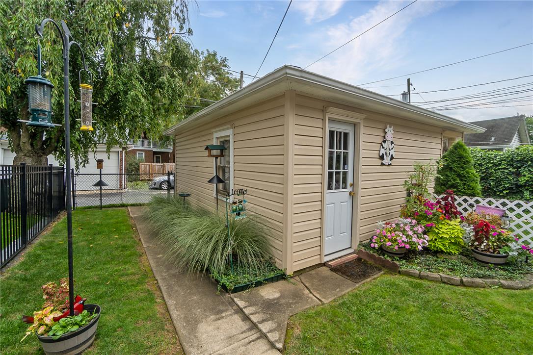 1216 Lorain Avenue Property Photo 24