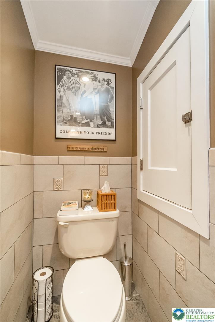 1216 Lorain Avenue Property Photo 32