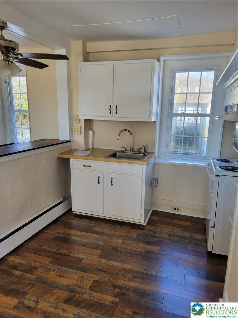 8043 Yeakel Road Property Photo 3